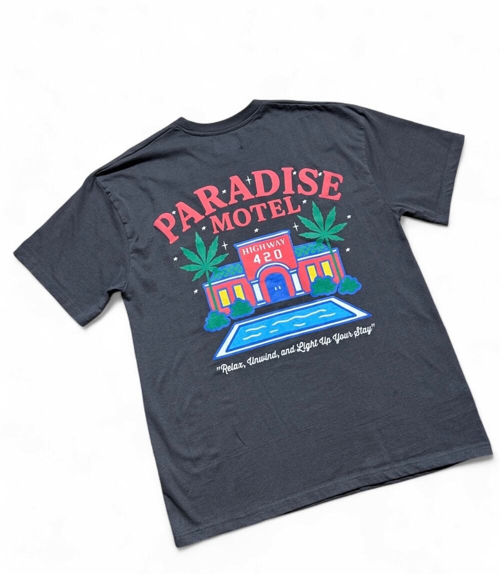Smokers Club Paradise Motel Highway 420 Graphic T Shirt XL Cannabis Streetwear